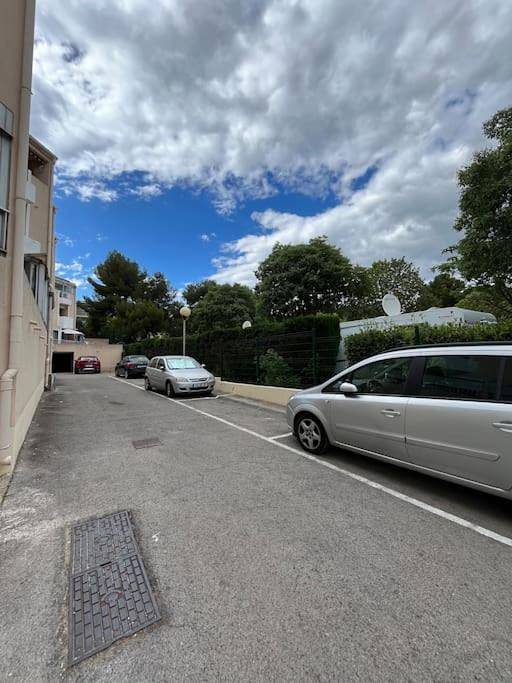 Gîte pour 2 personnes, avec balcon et vue dans Port De Balaruc Les Bains - 4
