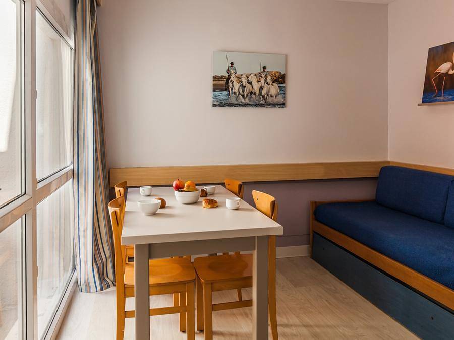 Pierre & Vacances Résidence Les Terrasses du Parc - Apartment 6 persons - - 2 bedrooms - Terrace - Ground floor in La Grande-Motte, Côte d'Améthyste