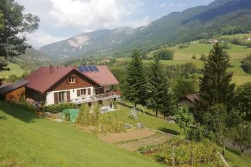 Gîte pour 4 personnes à Chézery-Forens