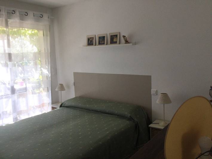 Gîte pour 3 personnes, avec terrasse ainsi que jardin et piscine dans le Vaucluse - 4