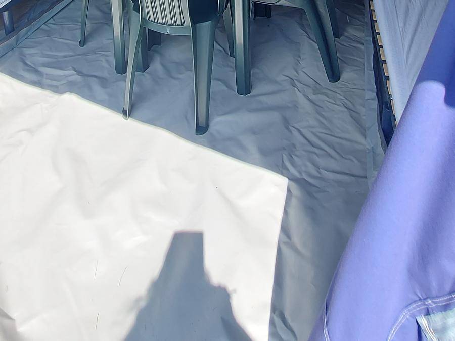 Camping du Grand Pré - Tente 4 personnes - Le Mouron Délicat Parcelle 26 Tente "Prêt à Camper" in Long, Région d'Abbeville
