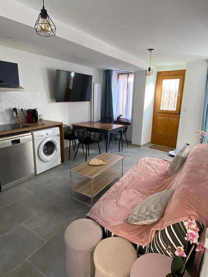 Location de vacances pour 4 personnes, avec jardin à Bocal (récipient) - 2