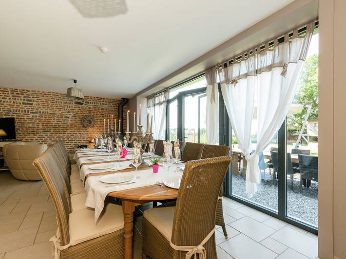 Location de vacances pour 14 personnes, avec sauna et terrasse, animaux acceptés à Marche-en-Famenne - 2