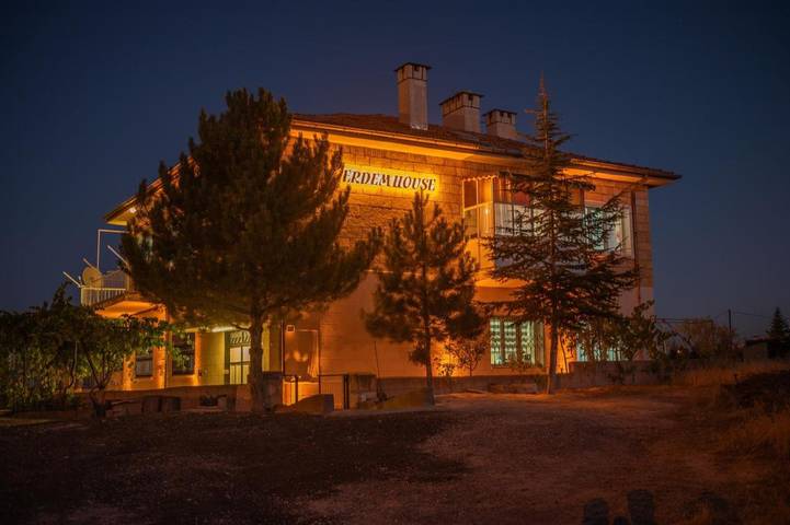 Apartamento de vacaciones para 11 personas, con jardín y jacuzzi - 1
