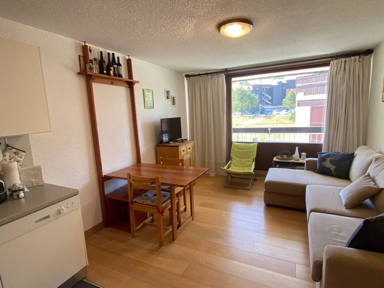 Ganzes Studio, Renovierte Wohnung an der Piste - Balkon - Parkplatz in Montgenèvre, Briançon und Umgebung