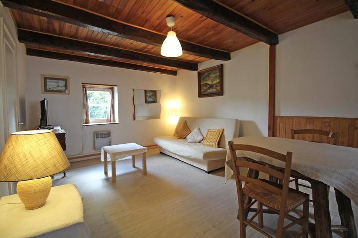 Gîte pour 5 personnes, avec jardin à Nedde - 4