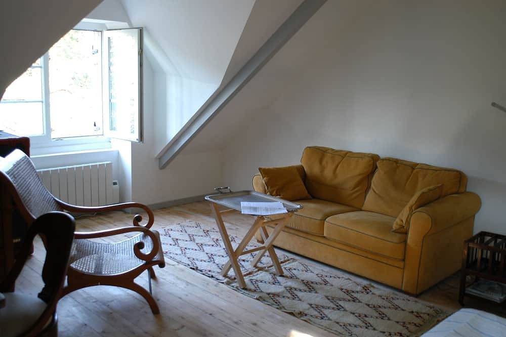 Casa de carácter a 150 m de la playa ya 50 m del río Belon. in Moëlan-sur-Mer, Region de Quimper