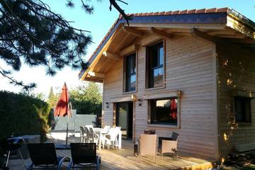 Gîte pour 6 personnes, avec jardin et terrasse à Saint-Paul-en-Chablais
