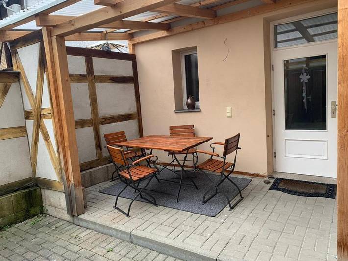 Ferienwohnung für 6 Personen, mit Terrasse und Ausblick in Kranichfeld - 4