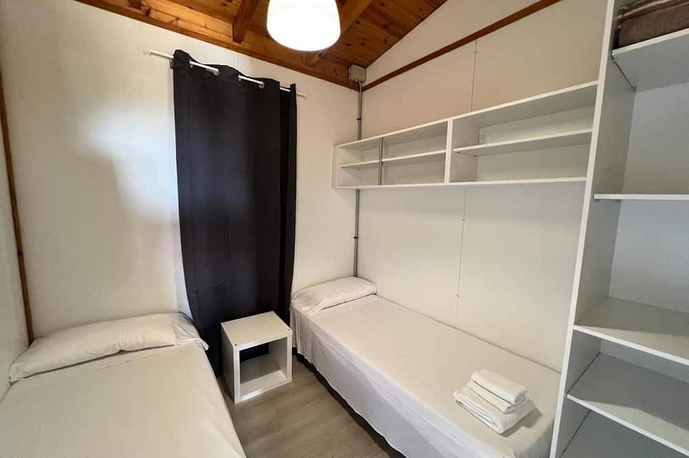 Feriendorf Els Pins Bungalow Comfort für 5 Personen in Malgrat de Mar, Costa del Maresme