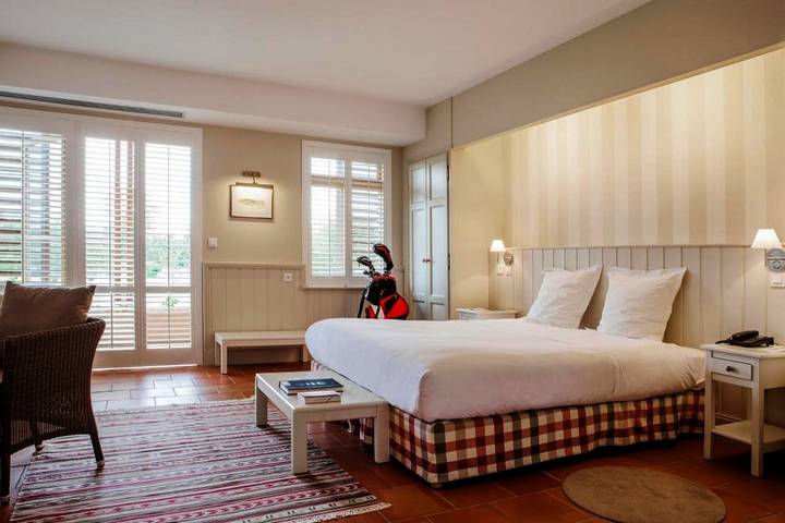 Hôtel pour 2 personnes, avec piscine et jardin ainsi que sauna et vue à Monestier - 4