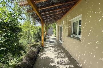 Cottage pour 12 personnes, avec terrasse et jardin à Beynost
