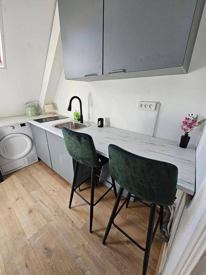Appartement entier, One-Bedroom Apartment in Le Portel, Région de Boulogne-sur-Mer