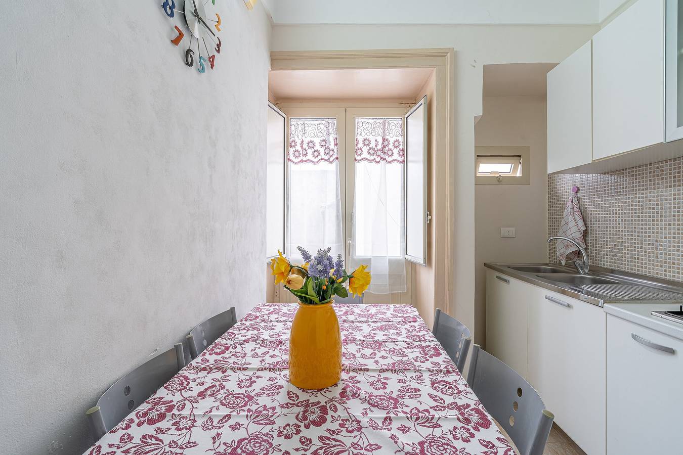 Ganze Wohnung, Appartamento Principe Umberto mit privater Terrasse, lokalen Produkten und Wlan in Avola, Syrakus Provinz