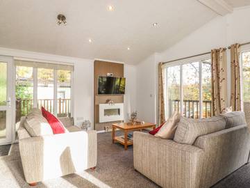 Lodge for 6 People in Bowness-on-Windermere, Cumbria, Photo 3
