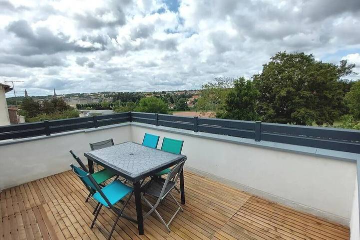 Location de vacances pour 6 personnes, avec terrasse à Saint-Laurent-sur-Sèvre - 4