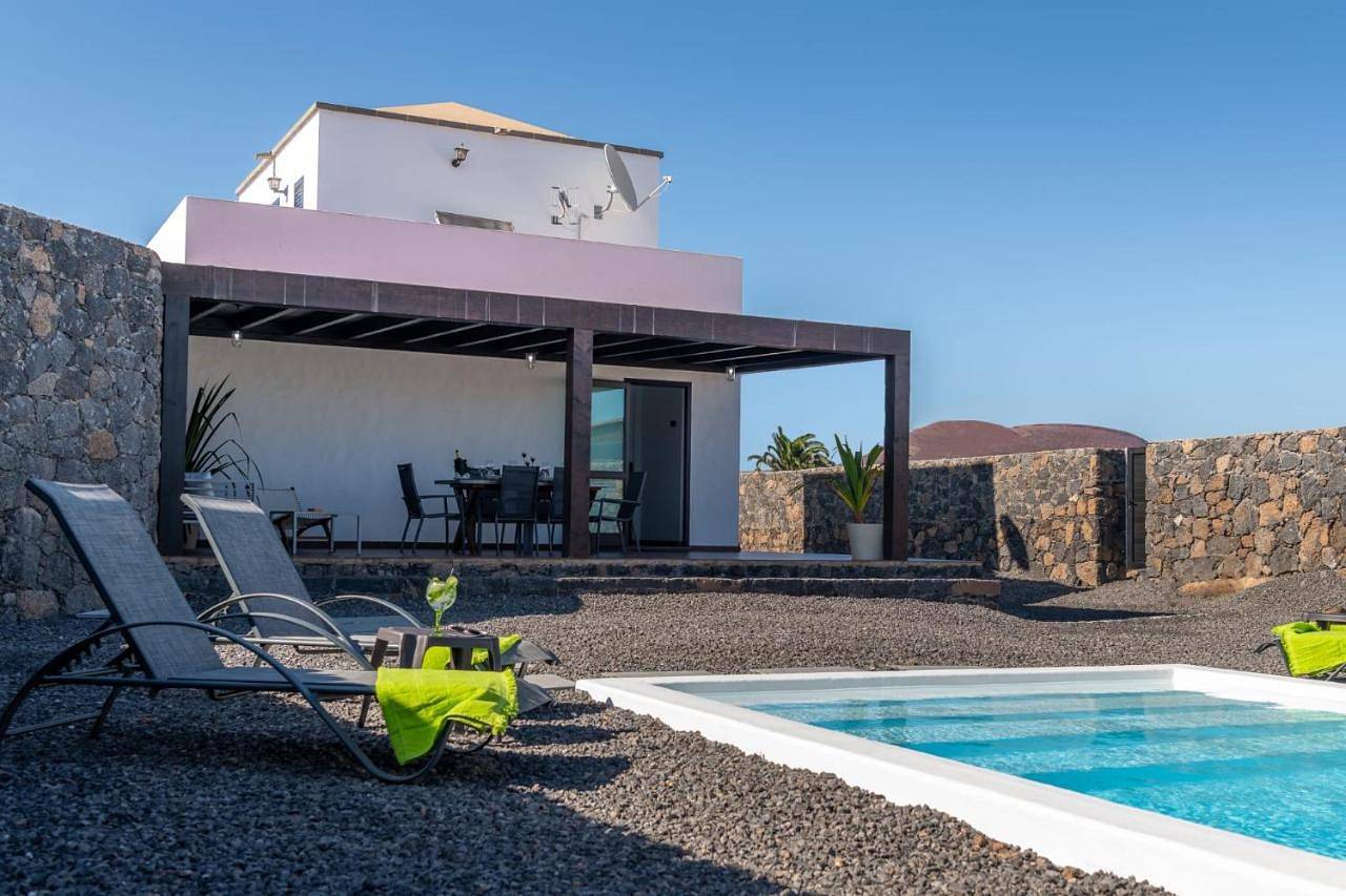 Villa Alejandra in Lajares, La Oliva