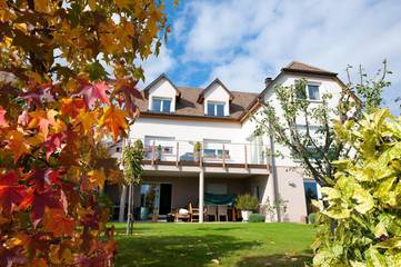 Gîte pour 2 personnes, avec terrasse et jardin à Husseren-les-Châteaux