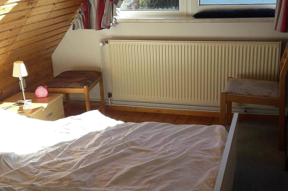 Reetdachhaus mit Garten, beste Lage, Meerblick, Strandnähe, Familienfreundlich. in Großenbrode, Ostholstein