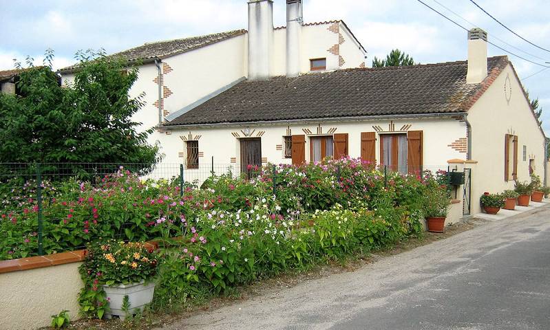 Cottage pour 3 personnes, avec jardin à Saint-Germain-d'Esteuil