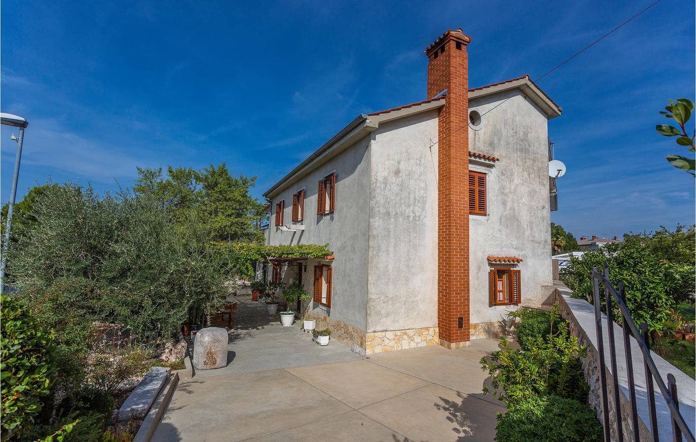 Ganze Ferienwohnung, Ferienwohnung für 7 Personen mit Terrasse in Malinska, Krk