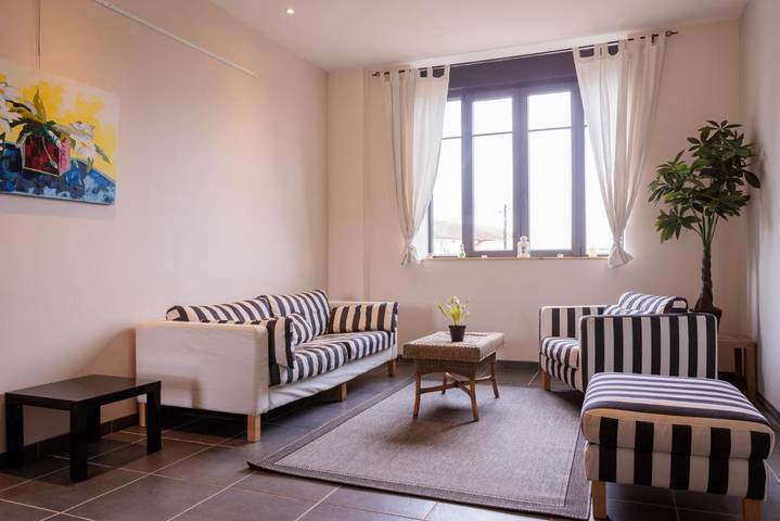 Location de vacances pour 10 personnes, avec Terrasse et Jardin dans Saint-Étienne-sur-Chalaronne