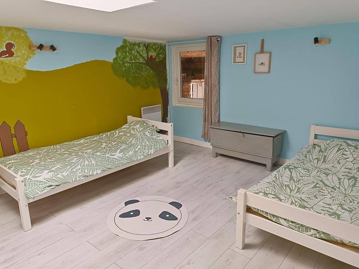 Two-Bedroom House in Sénas, Région d'Arles
