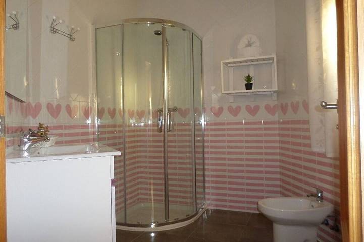 Apartamento para 12 personas, con terraza en Cobisa