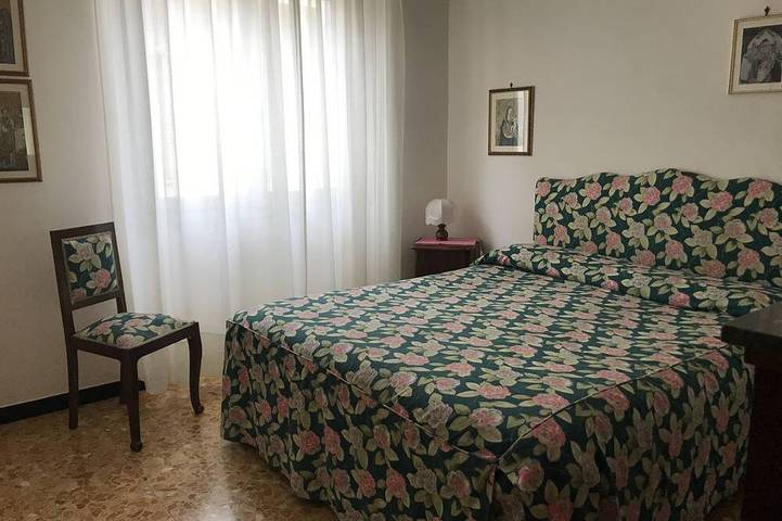 Gîte pour 9 personnes, avec balcon à Laigueglia - 3