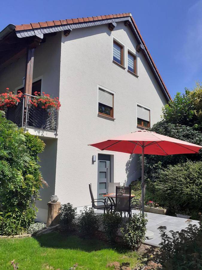 Ferienwohnung für 2 Personen, mit Terrasse und Garten in Rittersdorf