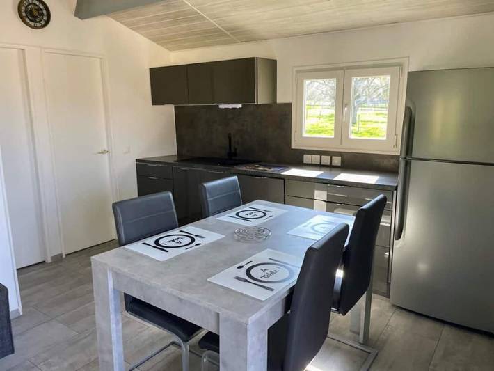 Chalet pour 4 personnes, avec jardin dans le Doubs - 2