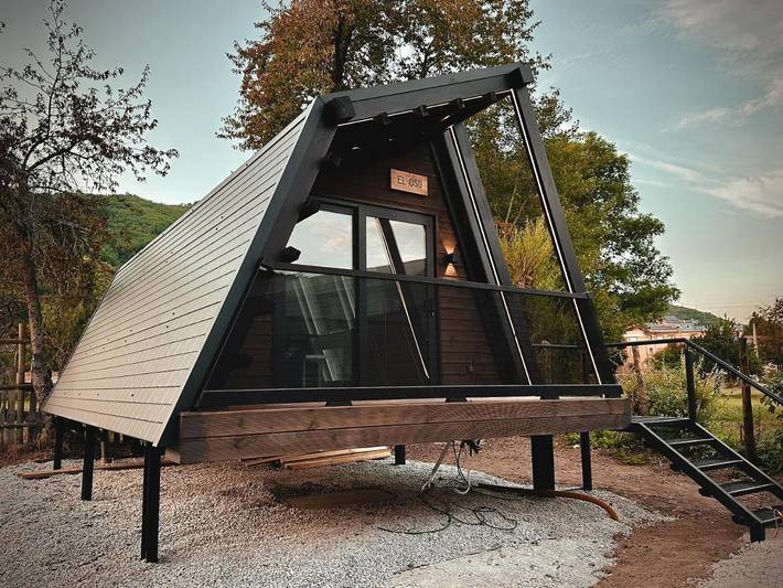 Camping para 2 personas, con jardín además de terraza y vistas - 1
