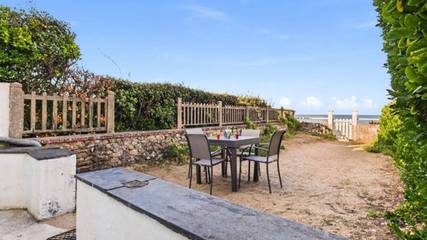 Gîte pour 6 personnes, avec jardin dans Plage Bonne-Source