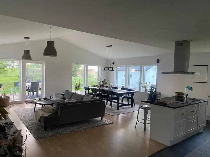Ferienwohnung für 8 Personen, mit Terrasse und Whirlpool sowie Garten - 1