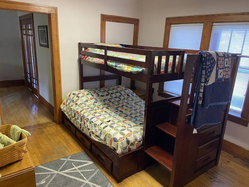 Quiet townhouse close to everything. in Mequon, Ozaukee County