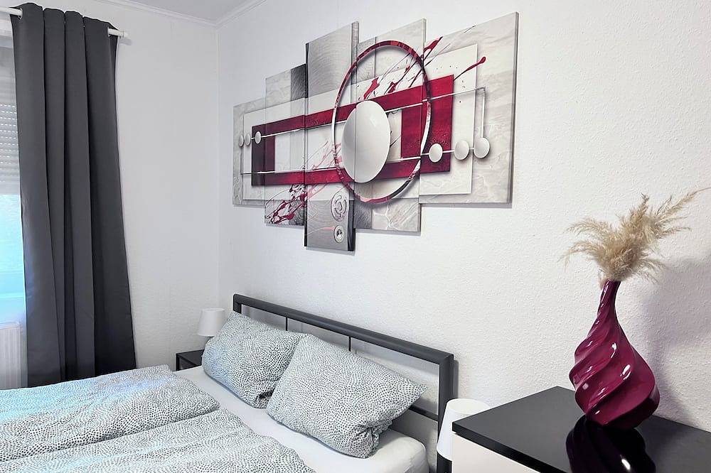 Ganze Wohnung, Moderne Wohnung mit Terasse, 15min Centro Netflix in Dinslaken, Niederrhein