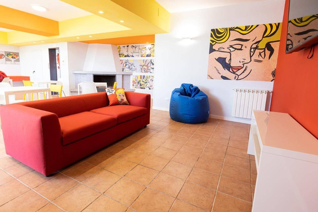 Valmontone Travel Rooms in Valmontone, Provincia di Roma