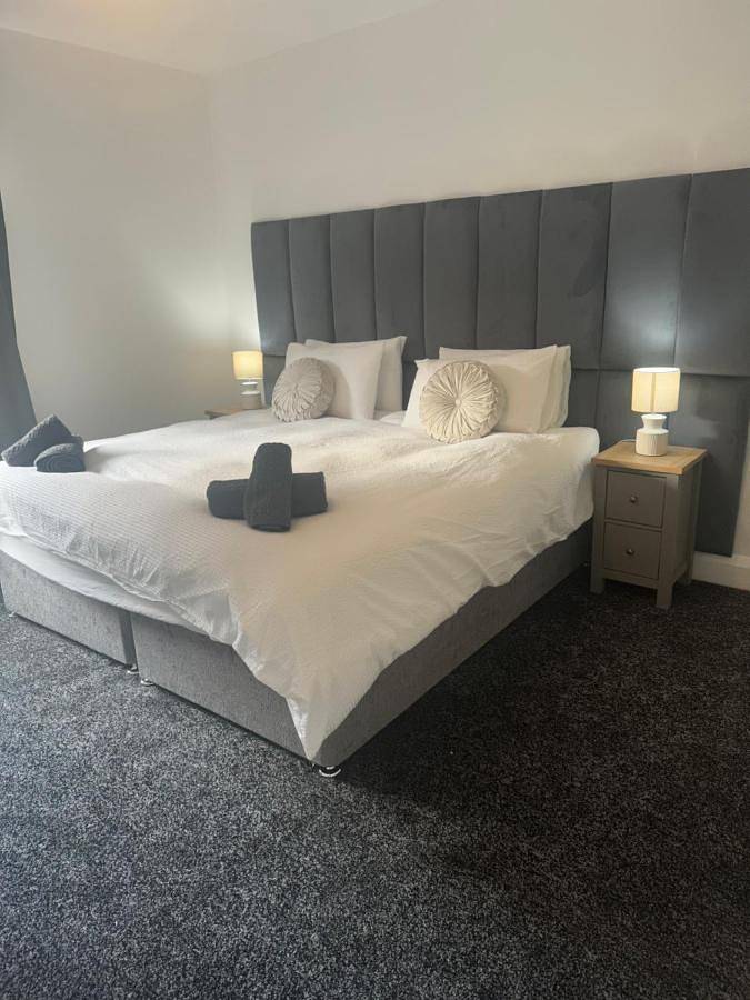 Two-Bedroom House in Barnsley, South Yorkshire