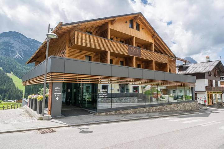 Hôtel pour 2 personnes, avec jacuzzi ainsi que jardin et sauna