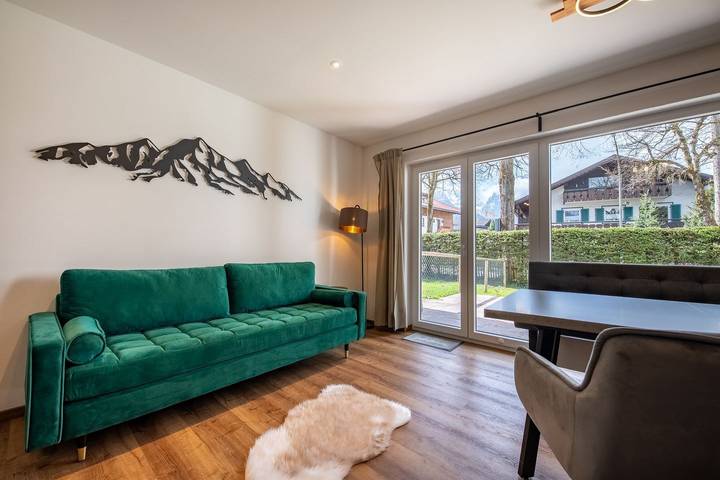 Hütte für 4 Personen, mit Balkon und Terrasse in Garmisch-Partenkirchen