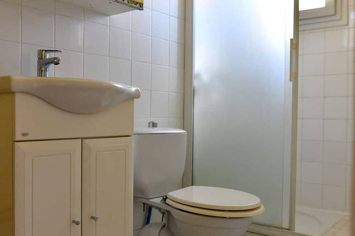 Appartement entier, Manade Blanc élevage de taureaux et de chevaux de race camargue in Arles, Côte méditerranéenne (France)
