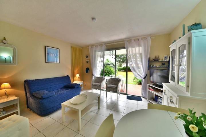 Gîte pour 4 personnes, avec vue et jardin dans Plage de la Légenèse - 2