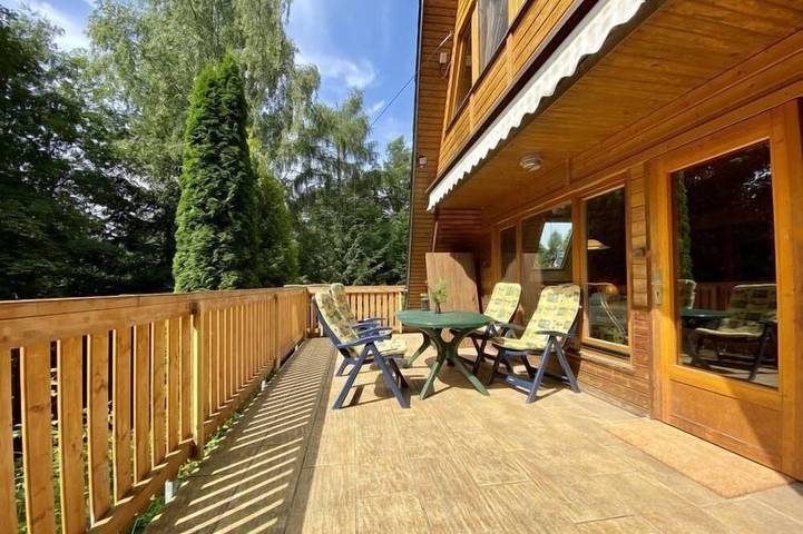 Ferienhaus für 3 Personen, mit Balkon und Garten - 1