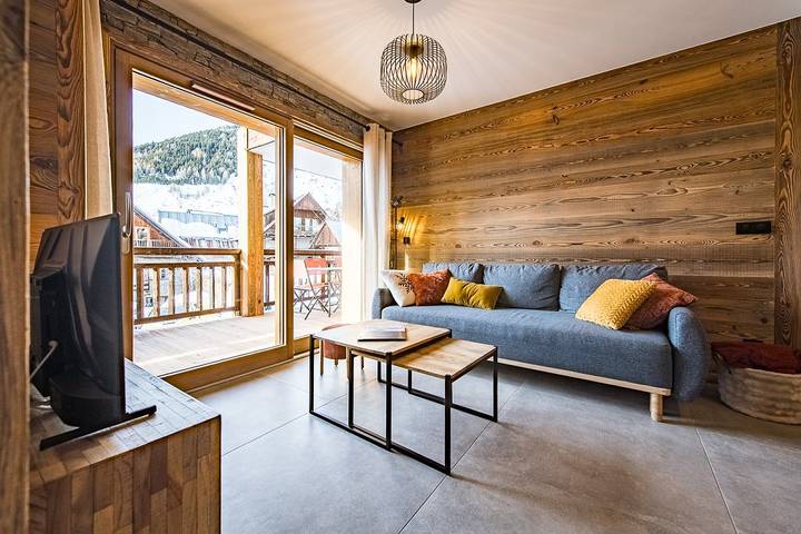 Ganze Ferienwohnung, Ferienwohnung für 6 Personen mit Terrasse in Saint-Sorlin-d'Arves, Region Saint-Jean-de-Maurienne