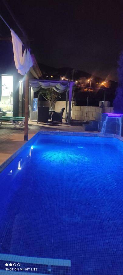Luxury Villa Sea Views Heated Pool private jacuzzi wifi bbq parking tennis court in Candelaria, Tenerife Sur