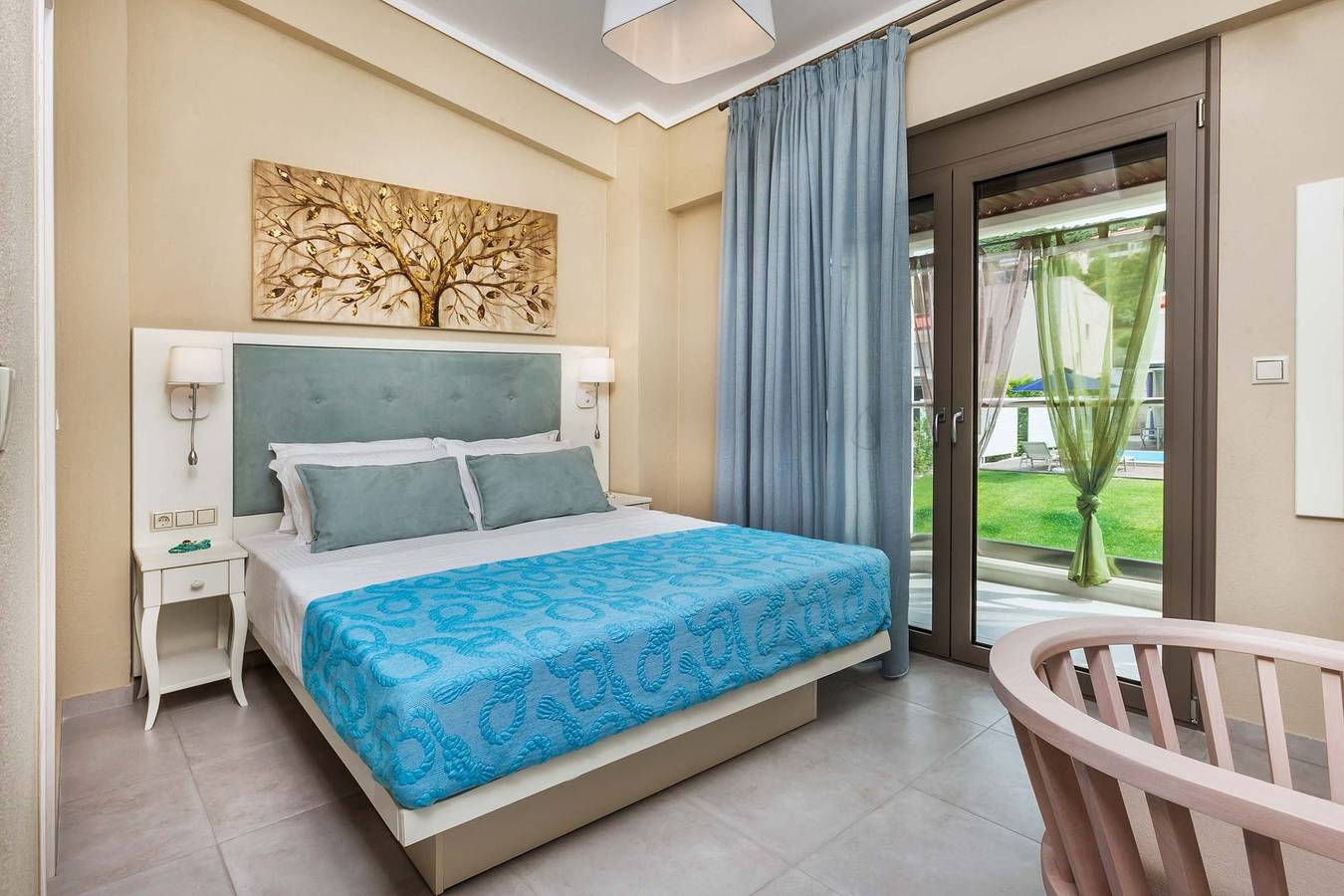 Luxury Halkidiki Villa | Deluxe 5 Bedroom Villa | Private Pool | Pefkochori in Pefkochori, Cassandra