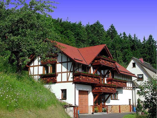 Ferienwohnung für 2 Personen, mit Balkon und Sauna am Rennsteig