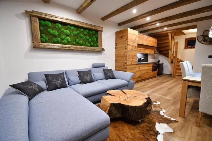 Ferienwohnung für 4 Personen, mit Balkon und Terrasse sowie Whirlpool und Garten im Böhmerwald