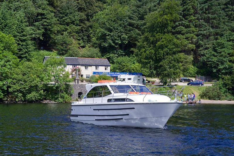 Houseboat in Inverness, Highlands