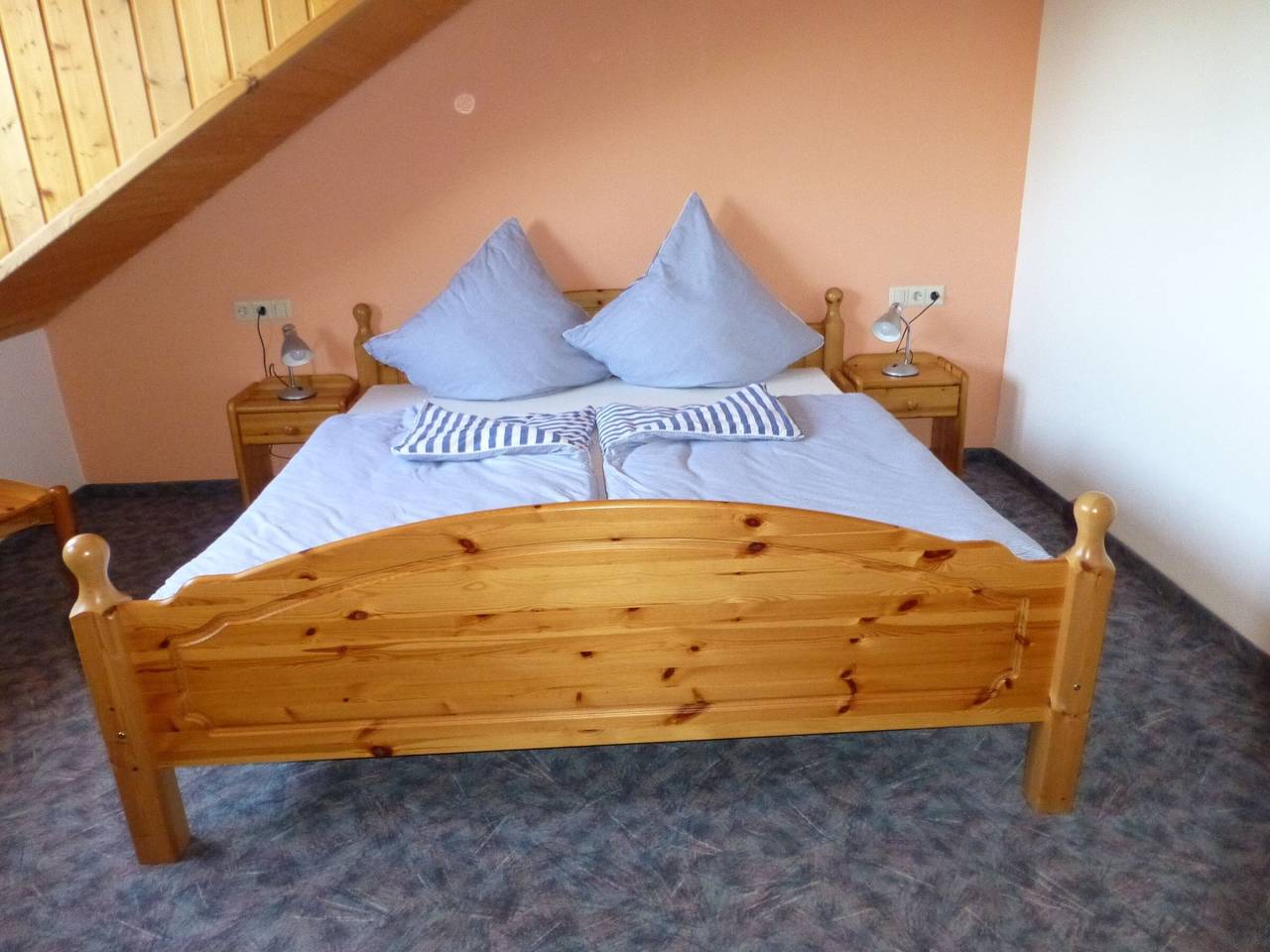 Ganze Wohnung, Ferienwohnung 'Wollgras, 100qm' mit Bergblick und Wi-Fi in Ostrach, Region Bodensee-Oberschwaben
